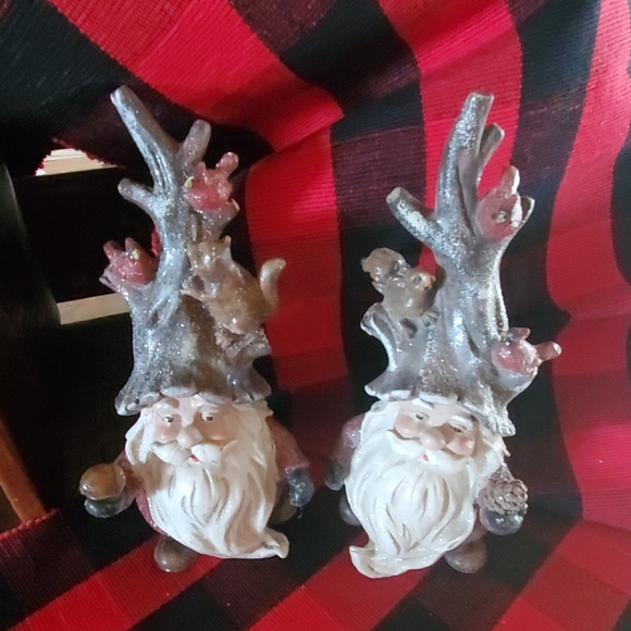 Gnome Statues 🎄 New price per each - Picture 1 of 2